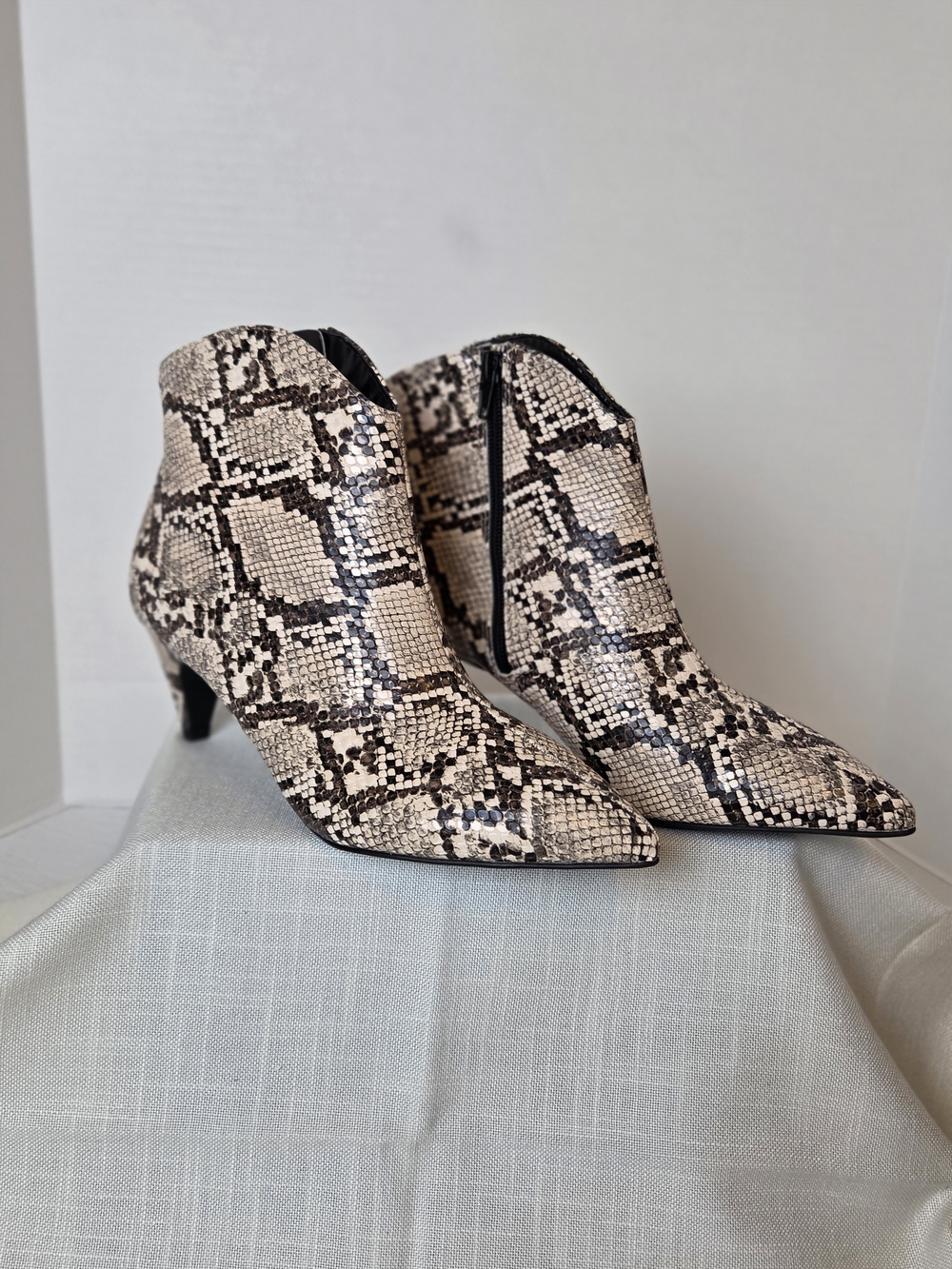 Pointed Toe Snake-Print Ankle Booties in Neutral